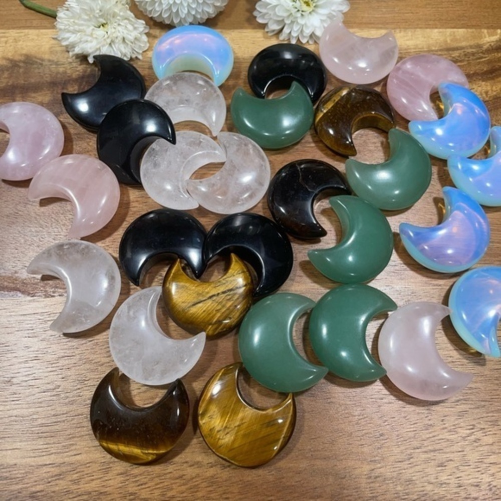 Set of 5 Moon Natural Stone- Healing Crystal -